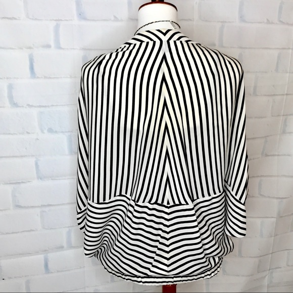 B C B G M A X A Z R I A : Striped Batwing Silk Top - Picture 4 of 8
